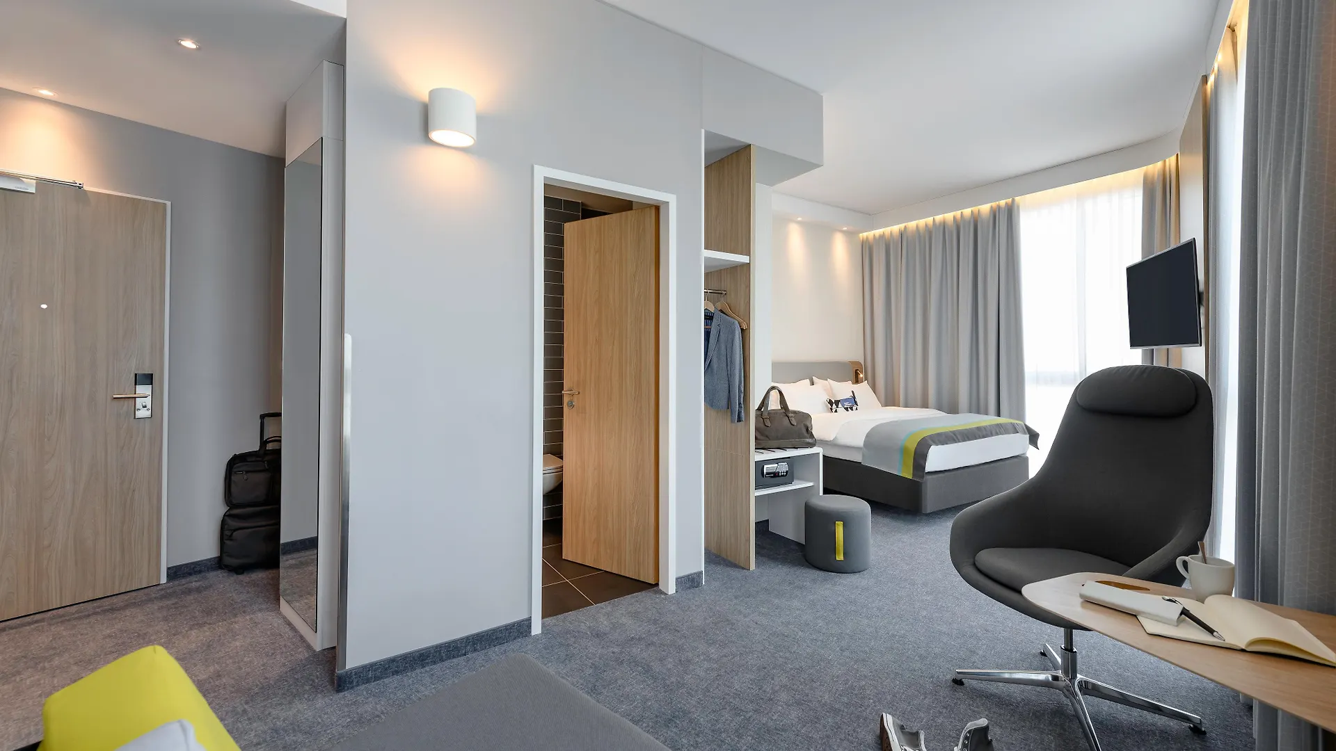 *** Hotel Holiday Inn Express - Regensburg By Ihg Germany