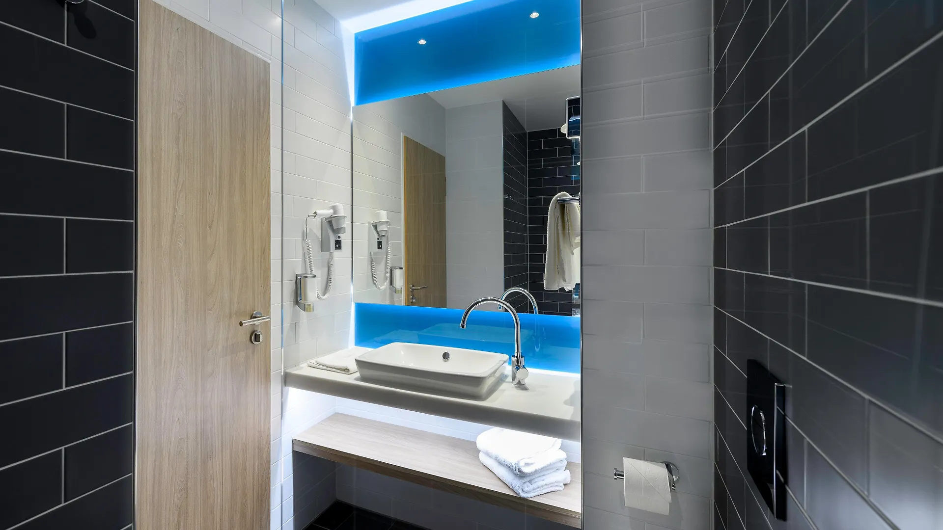 Holiday Inn Express - Regensburg By Ihg Hotel