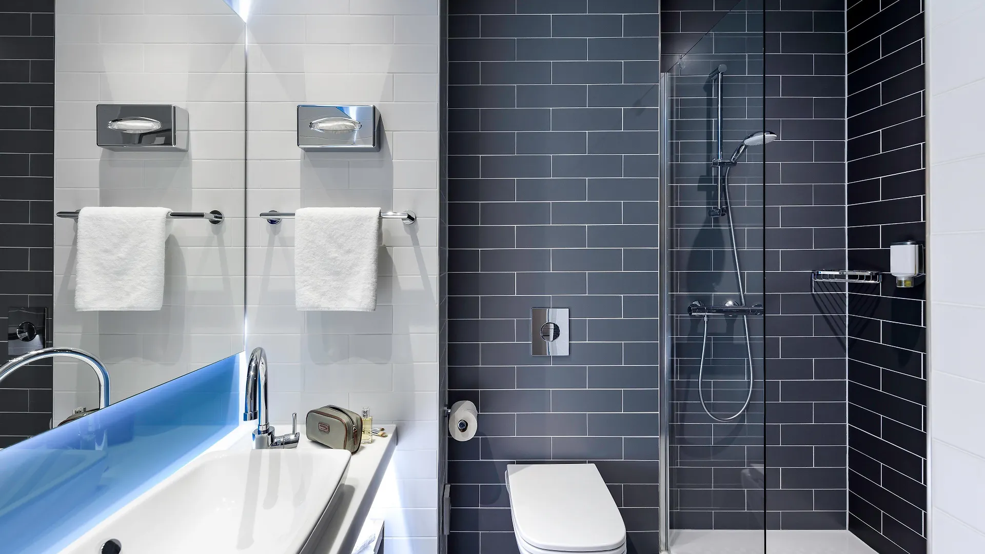Holiday Inn Express - Regensburg By Ihg 3*,  Germany