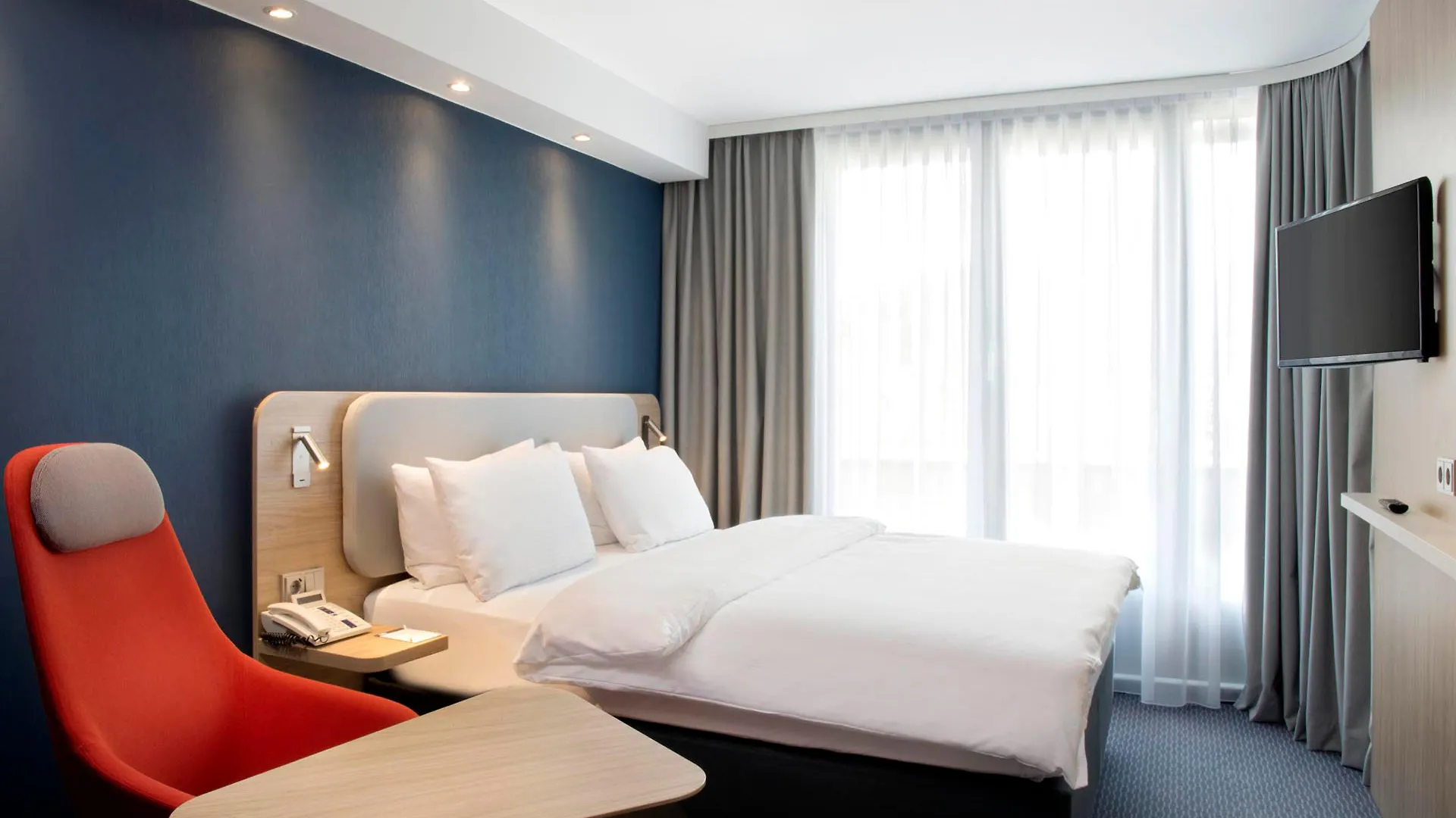 Holiday Inn Express - Regensburg By Ihg