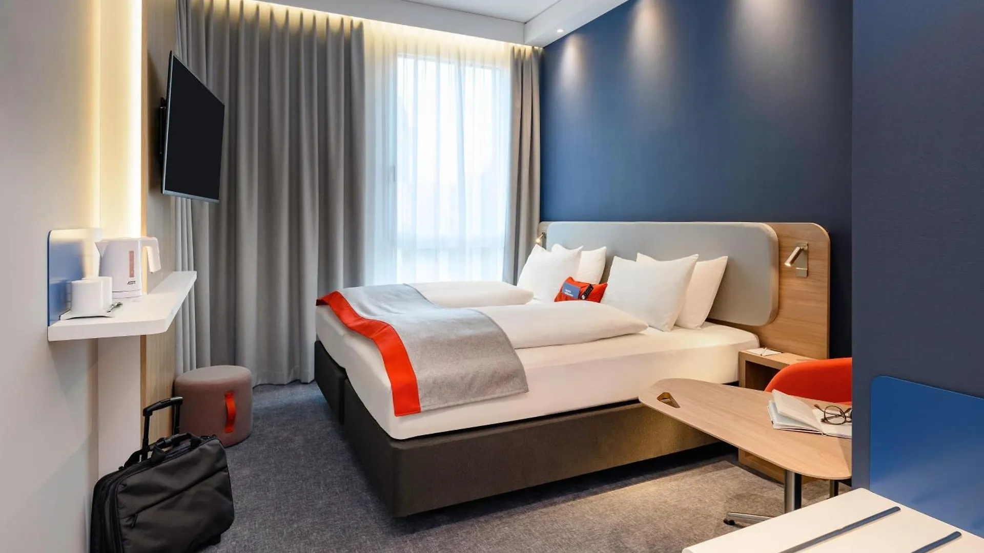 Holiday Inn Express - Regensburg By Ihg 3*,  Germany